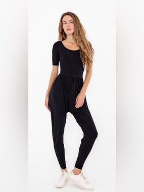imbodhi Bodhi Jumper Stretchy Tapered Skinny Legs Short Sleeves in Black size XS
